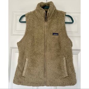 Patagonia Los Gatos fuzzy tan vest — Good Condition